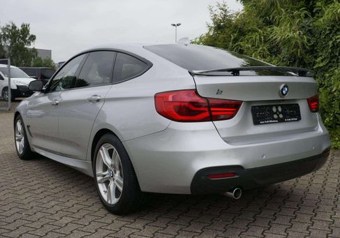 BMW 318, 2019