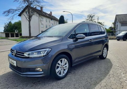 Volkswagen Touran, 2019 2
