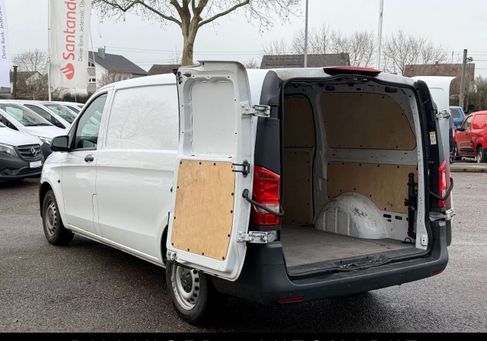 Mercedes-Benz Vito, 2021