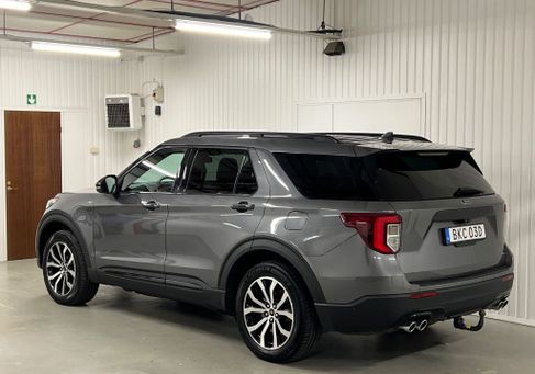 Ford Explorer, 2021