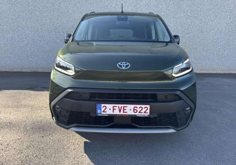 Toyota Verso, 2024