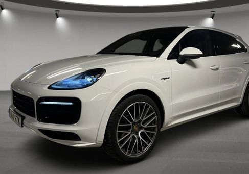 Porsche Cayenne, 2022