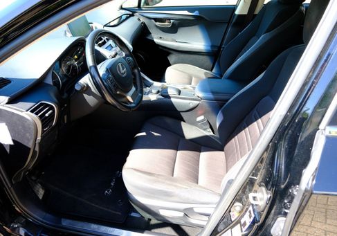 Lexus NX 300, 2017