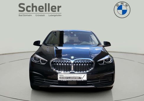 BMW 118, 2023