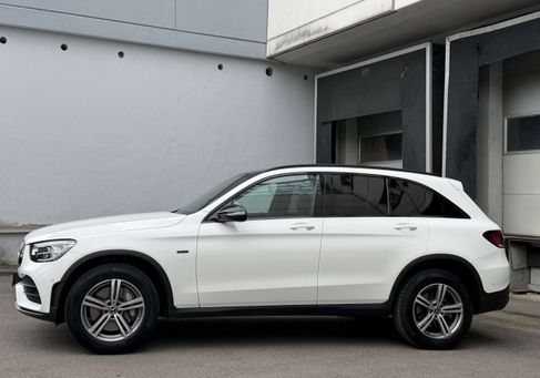Mercedes-Benz GLC 300, 2020 3