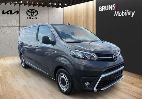 Toyota Proace, 2022