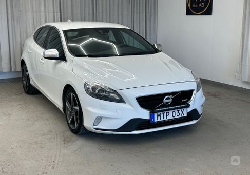 Volvo V40, 2013