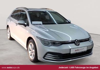 Volkswagen Golf, 2022