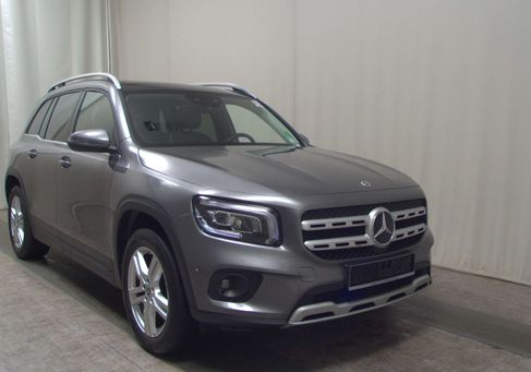 Mercedes-Benz GLB 180, 2021