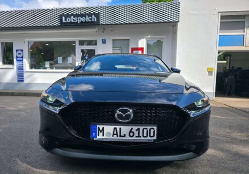Mazda 3, 2025