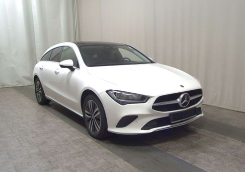 Mercedes-Benz CLA 220, 2021