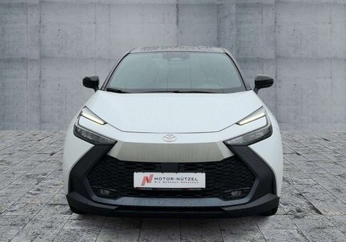 Toyota C-HR, 2025 3