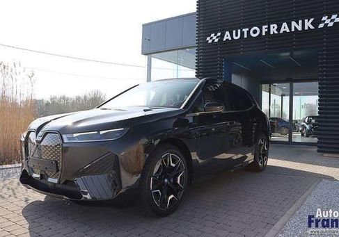 BMW iX, 2021 3
