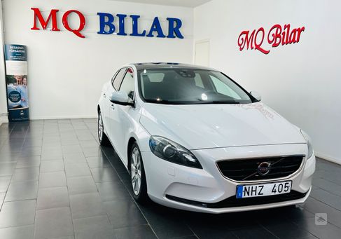 Volvo V40, 2014