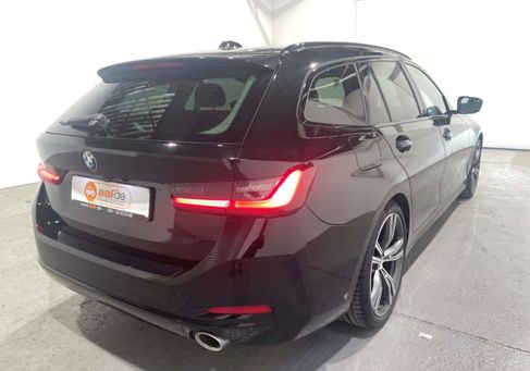 BMW 320, 2023 3