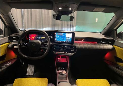Renault R 5, 2025