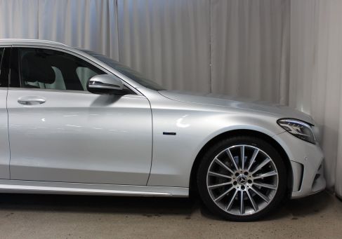 Mercedes-Benz C 300, 2020