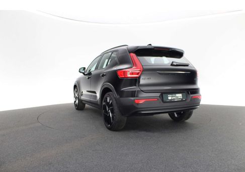 Volvo XC40, 2025 3