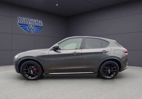 Alfa Romeo Stelvio, 2021 2