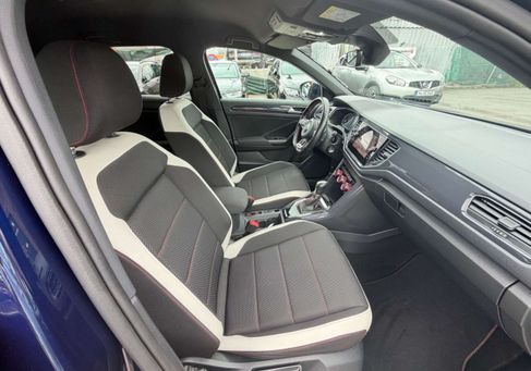 Volkswagen T-Roc, 2019