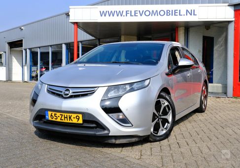 Opel Ampera, 2012