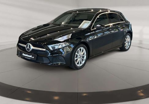 Mercedes-Benz A 200, 2022