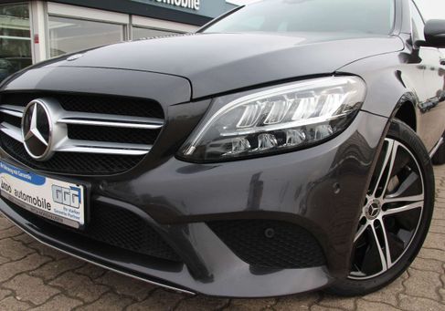 Mercedes-Benz C 300, 2021