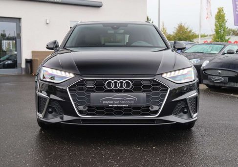 Audi A4, 2022
