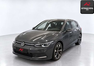 Volkswagen Golf, 2024
