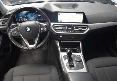 BMW 318, 2022 2