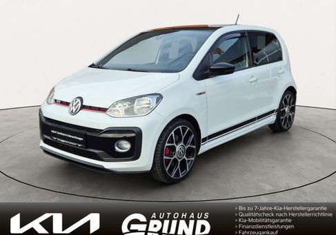 Volkswagen up!, 2018
