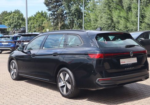 Volkswagen Passat Variant, 2025 3