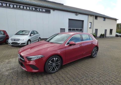 Mercedes-Benz A 200, 2023