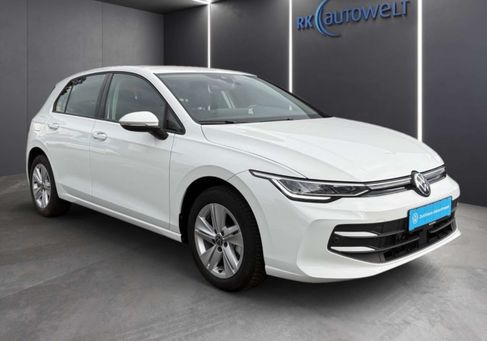 Volkswagen Golf, 2025