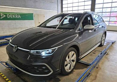 Volkswagen Golf, 2022