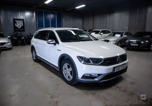 Volkswagen Passat, 2016