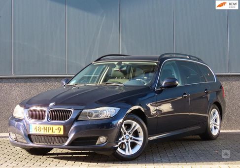 BMW 318, 2010