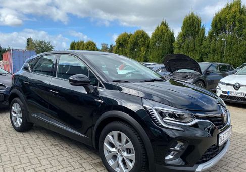 Renault Captur, 2022 3
