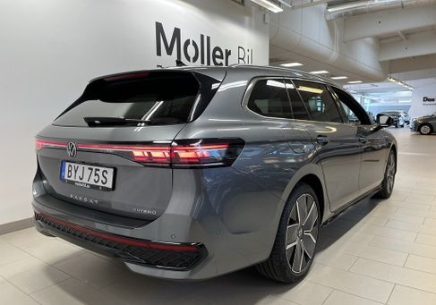 Volkswagen Passat Variant, 2025 3