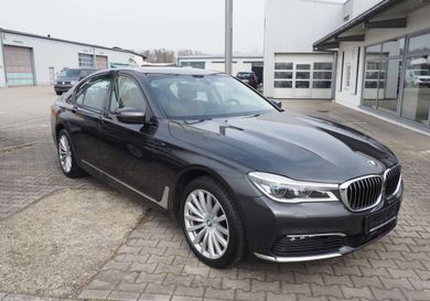 BMW 740, 2018