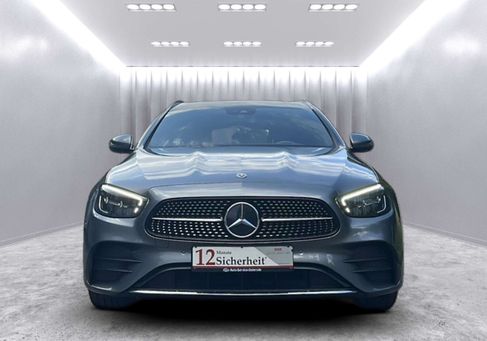 Mercedes-Benz E 220, 2021 2