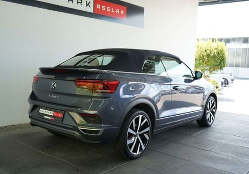 Volkswagen T-Roc, 2021