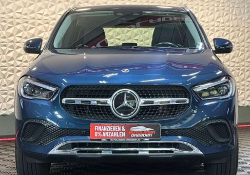 Mercedes-Benz GLA 250, 2021