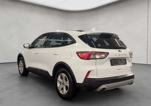Ford Kuga, 2022