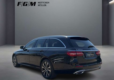 Mercedes-Benz E 300, 2020