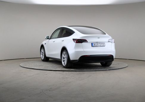 Tesla Model Y, 2023 2