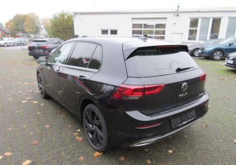 Volkswagen Golf, 2023 2