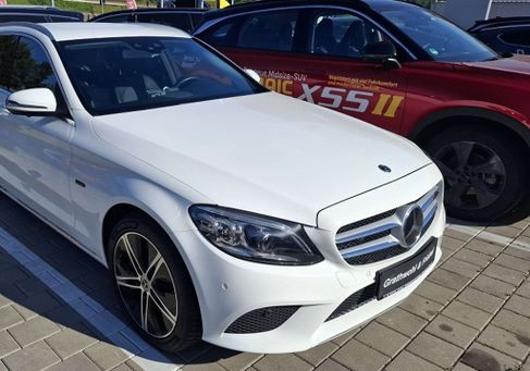 Mercedes-Benz C 300, 2020