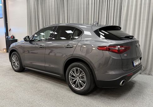 Alfa Romeo Stelvio, 2018