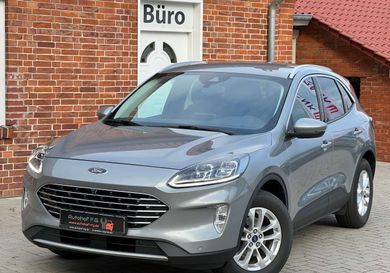 Ford Kuga, 2022